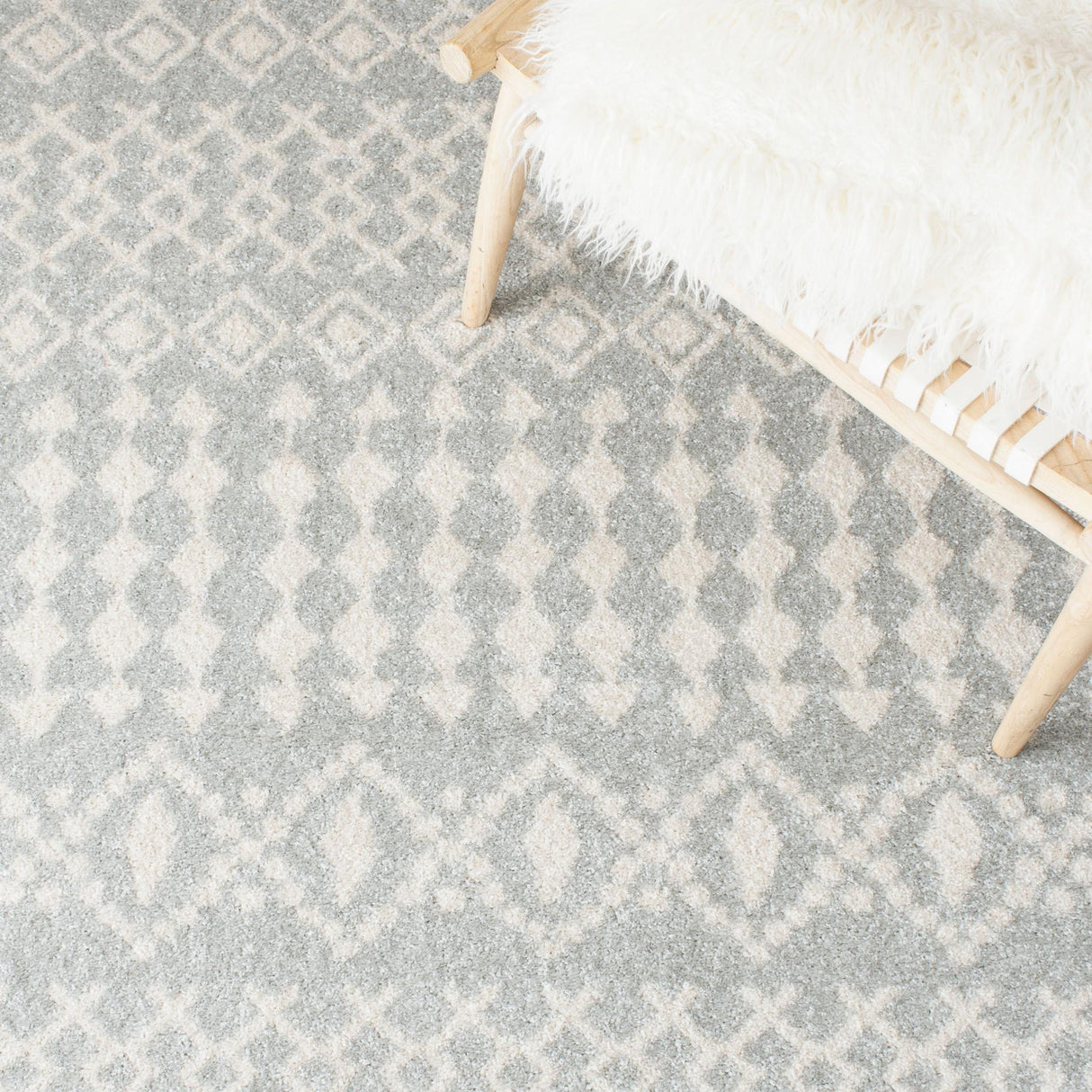 Safavieh Tulum Tul240G Light Grey/Ivory Rugs.