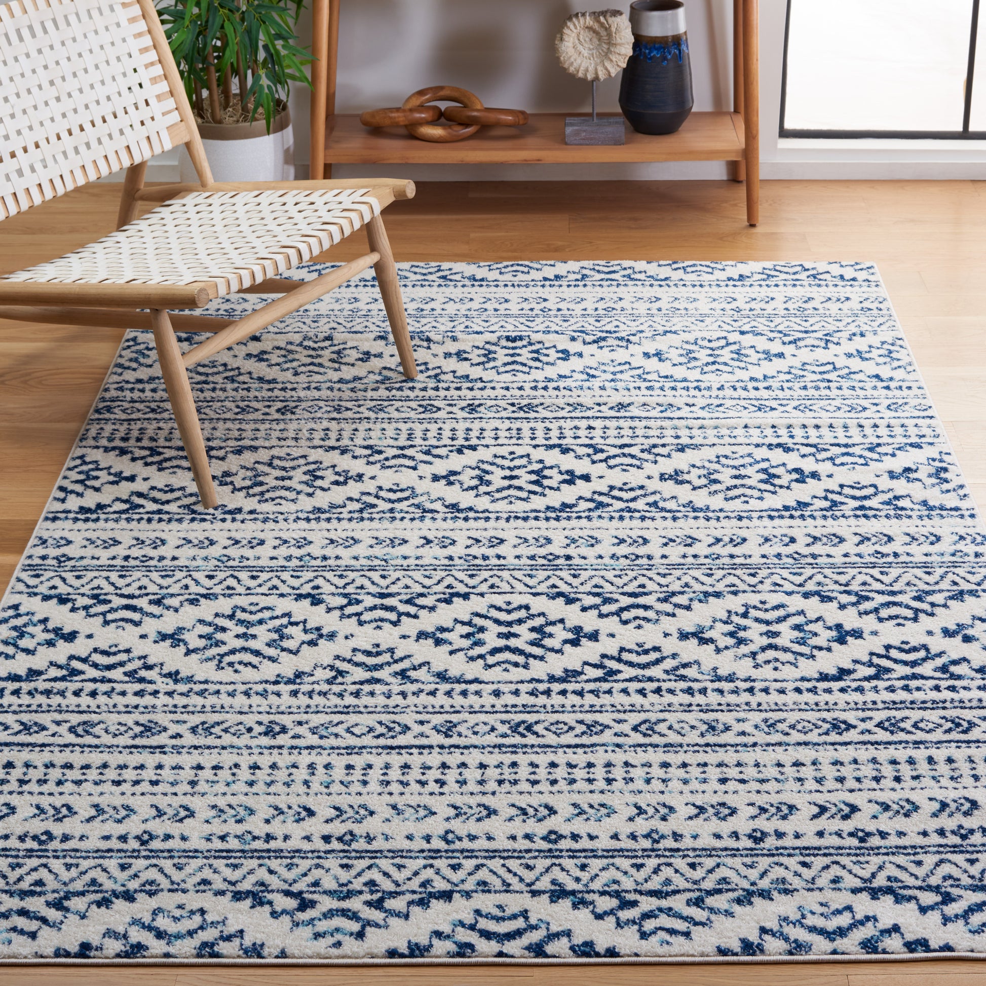 Safavieh Tulum Tul272D Ivory/Navy Area Rug