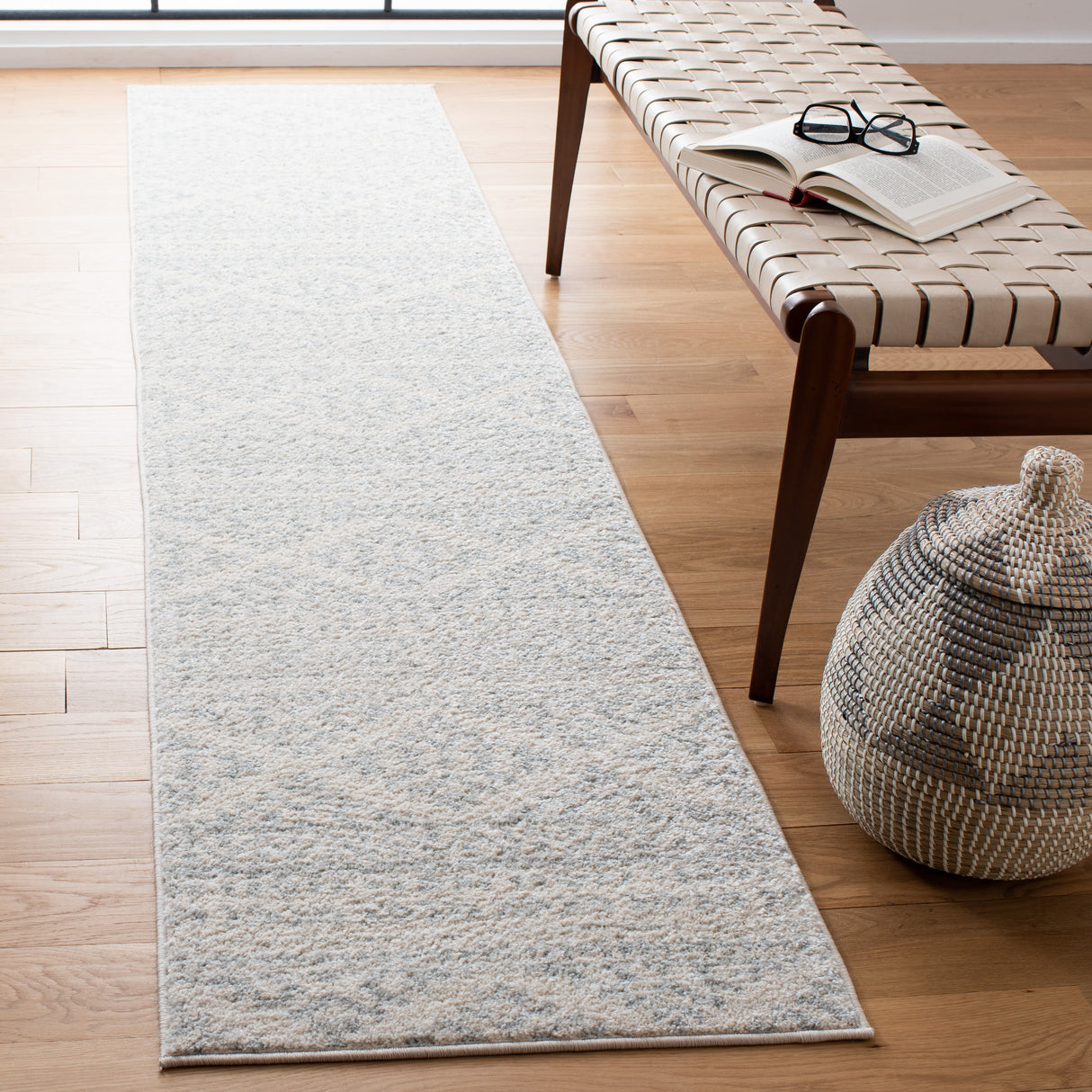 Safavieh Tulum Tul272G Ivory/Light Grey Rug.