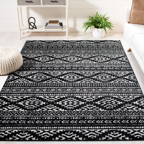 Safavieh Tulum Tul272Z Black/Ivory Rug.