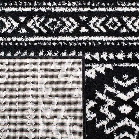 Safavieh Tulum Tul272Z Black/Ivory Rug.