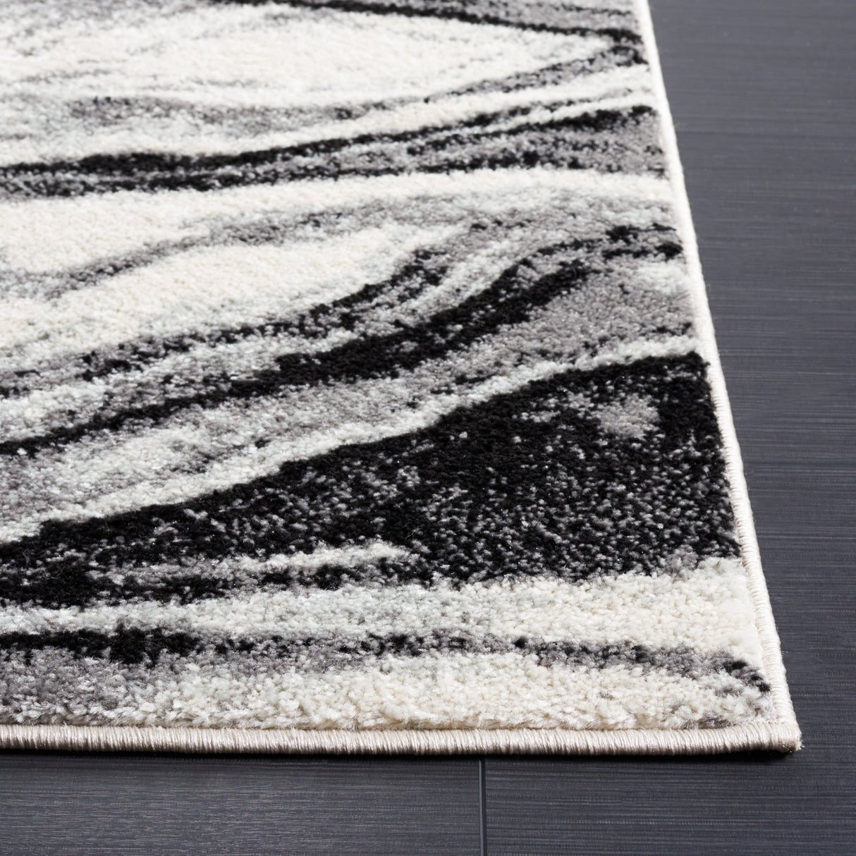Safavieh Tulum Tul275A Ivory/Black Rug.