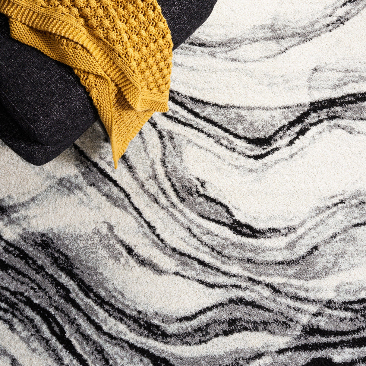 Safavieh Tulum Tul275A Ivory/Black Rug.