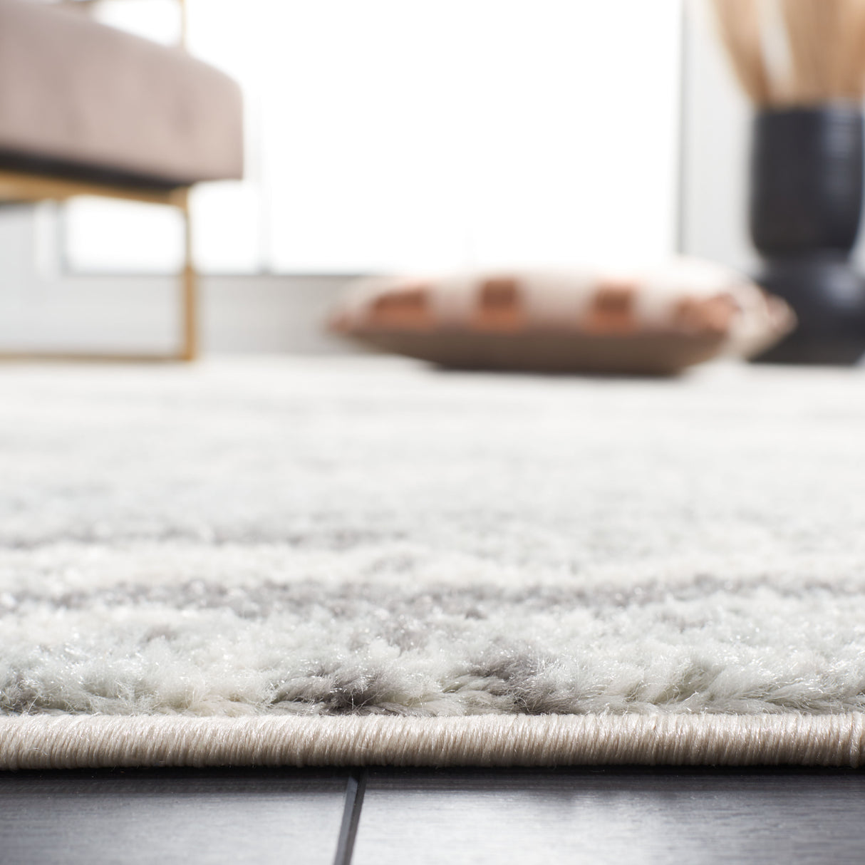 Safavieh Tulum Tul276C Ivory/Grey Rug.