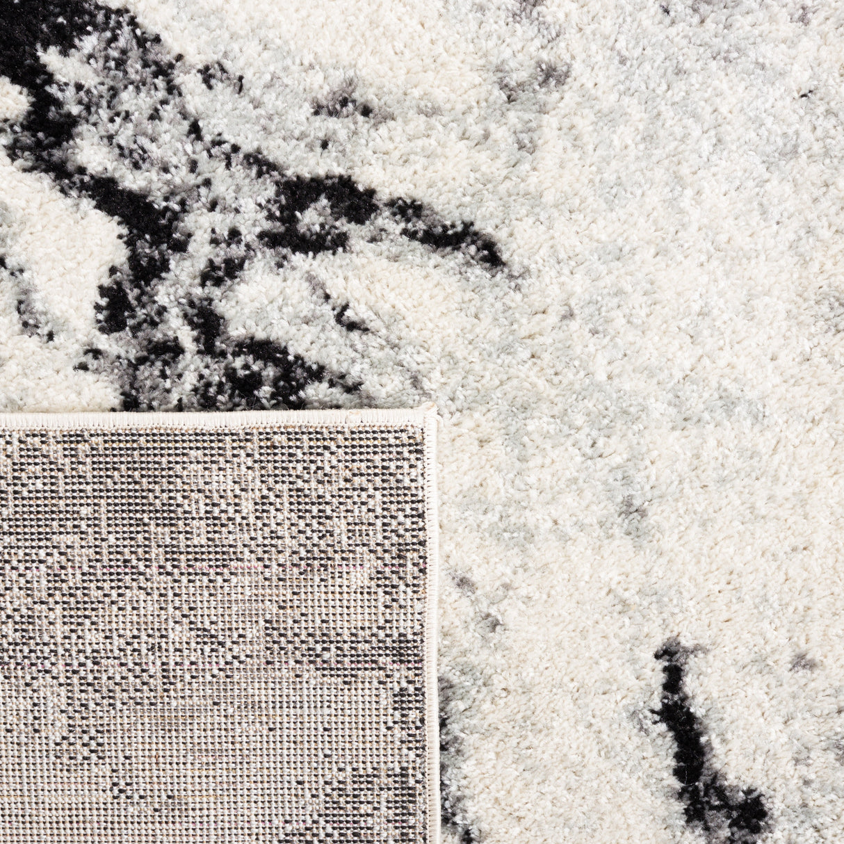Safavieh Tulum Tul277A Ivory/Black Rug.