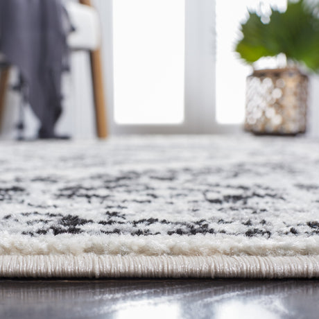 Safavieh Tulum Tul280A Ivory/Black Rug.