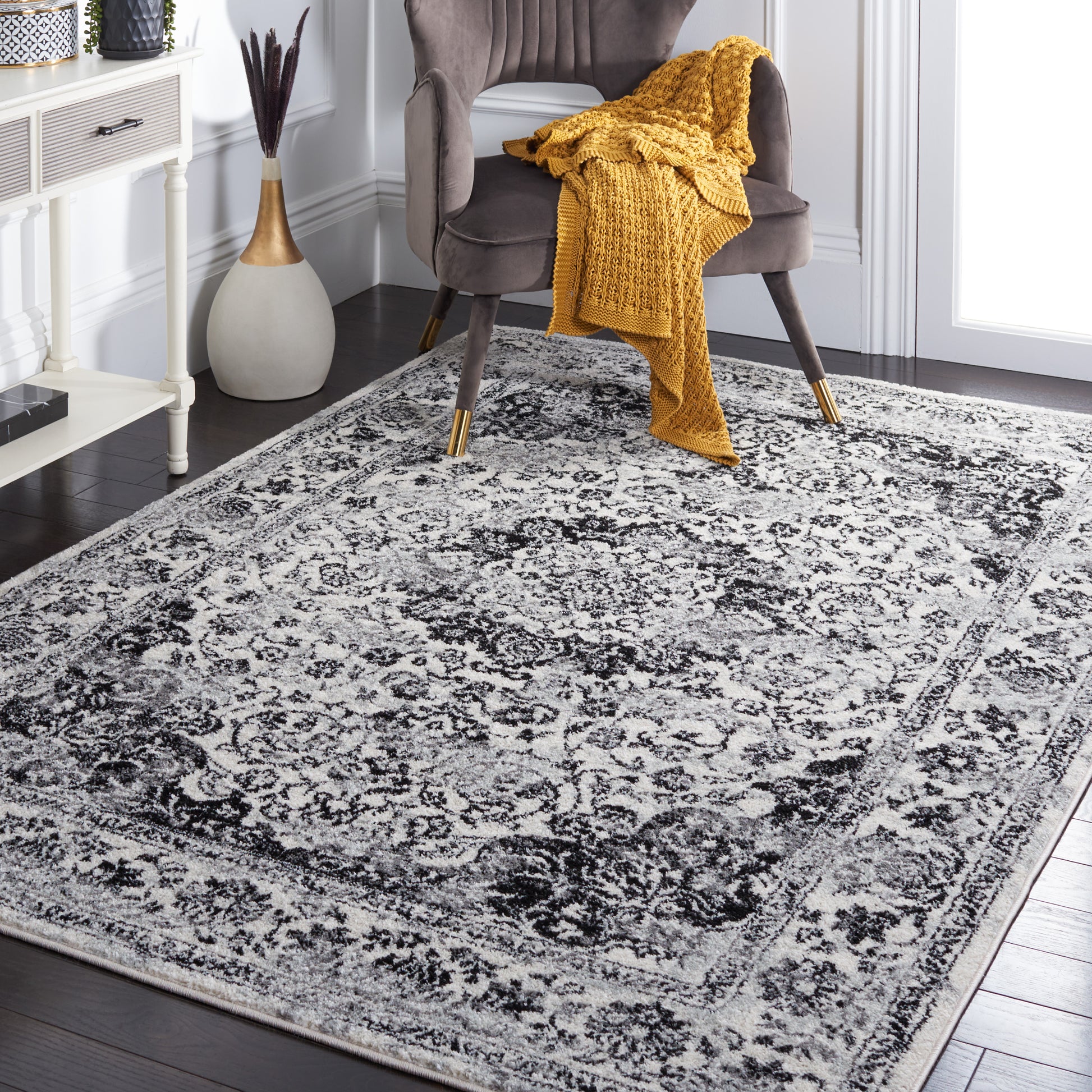 Safavieh Tulum Tul282A Ivory/Black Area Rug