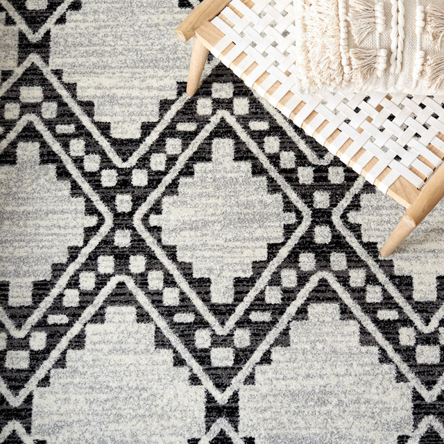 Safavieh Tulum Tul642A Ivory/Black Rug.