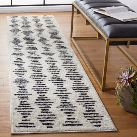 Safavieh Tulum Tul644A Ivory/Black Rug.