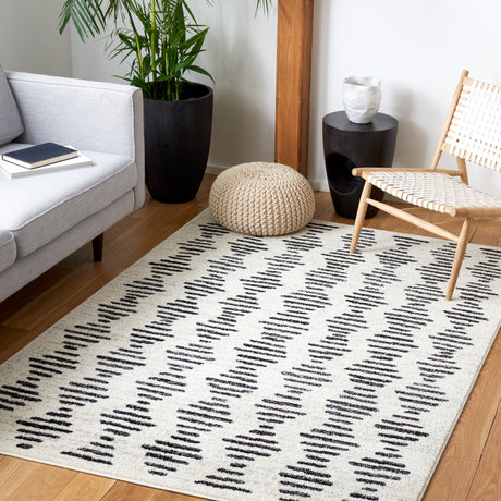 Safavieh Tulum Tul644A Ivory/Black Rug.
