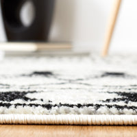 Safavieh Tulum Tul646Z Black/Ivory Area Rug