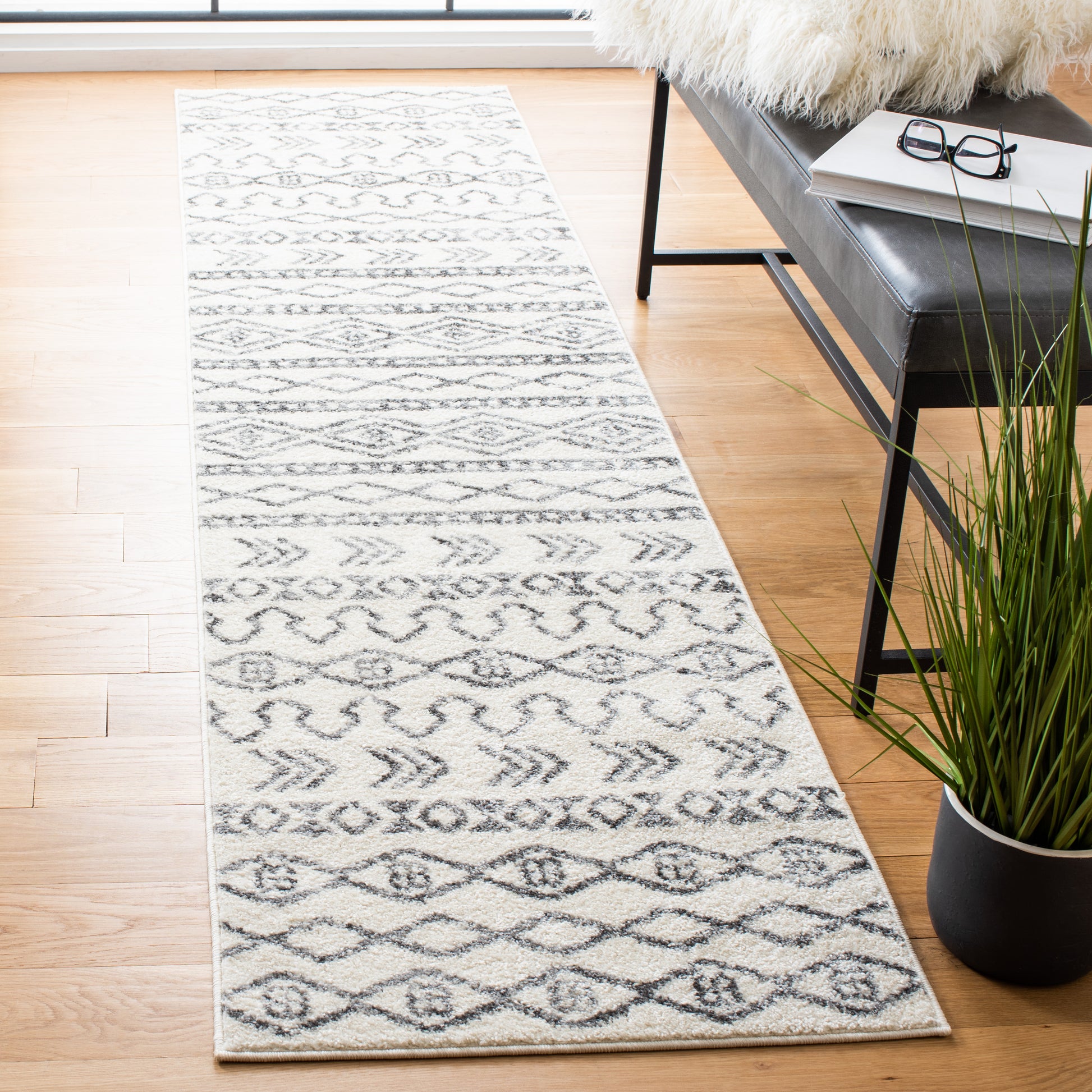 Safavieh Tulum Tul694A Ivory/Grey Area Rug