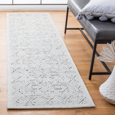 Safavieh Textural Txt101G Silver Rugs.