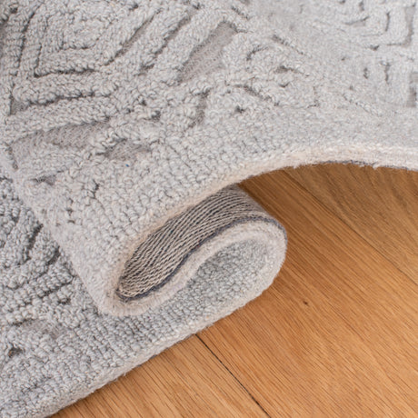 Safavieh Textural Txt101G Silver Rugs.