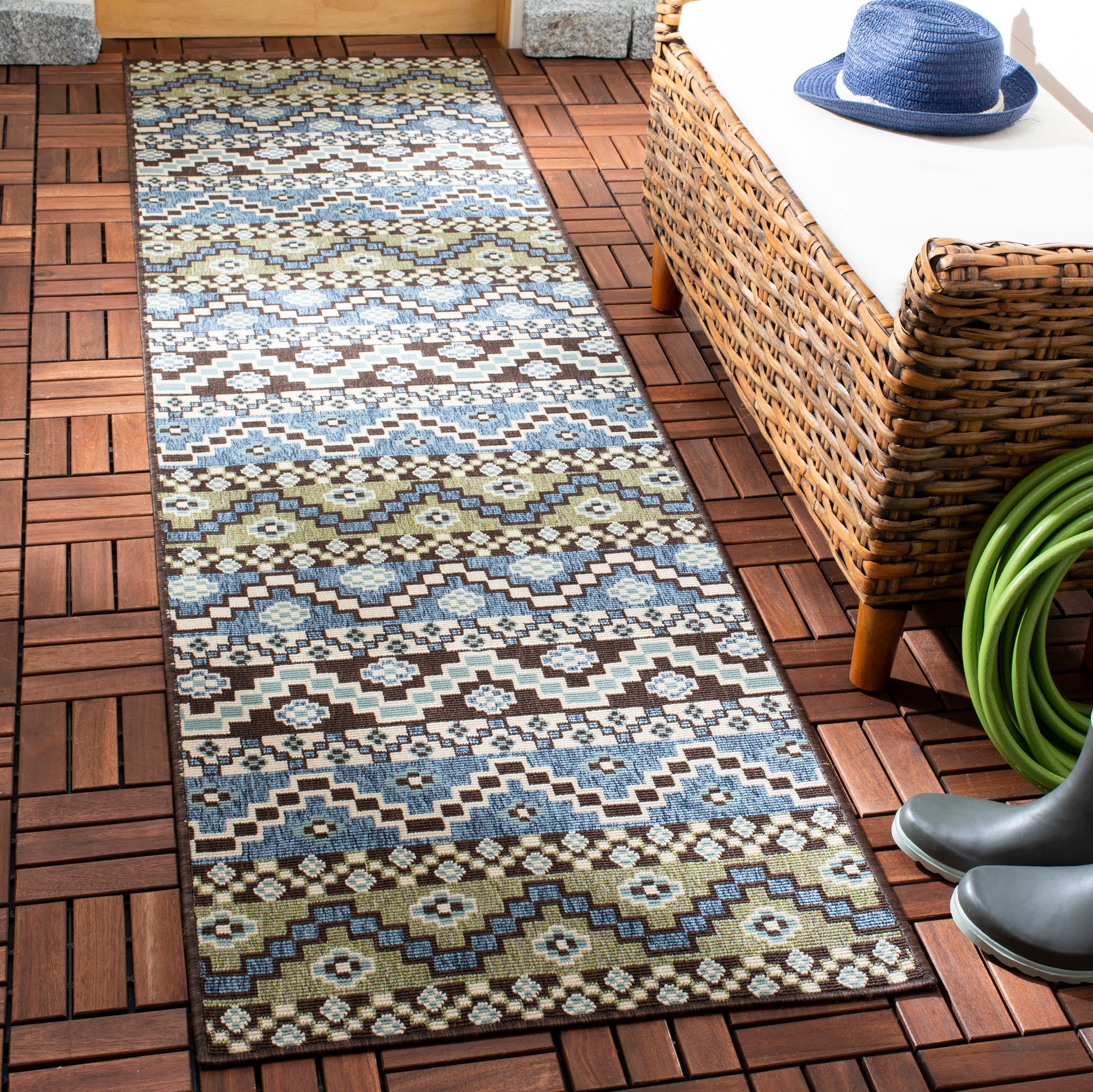 Safavieh Veranda Ver095 Blue/Creme Area Rug