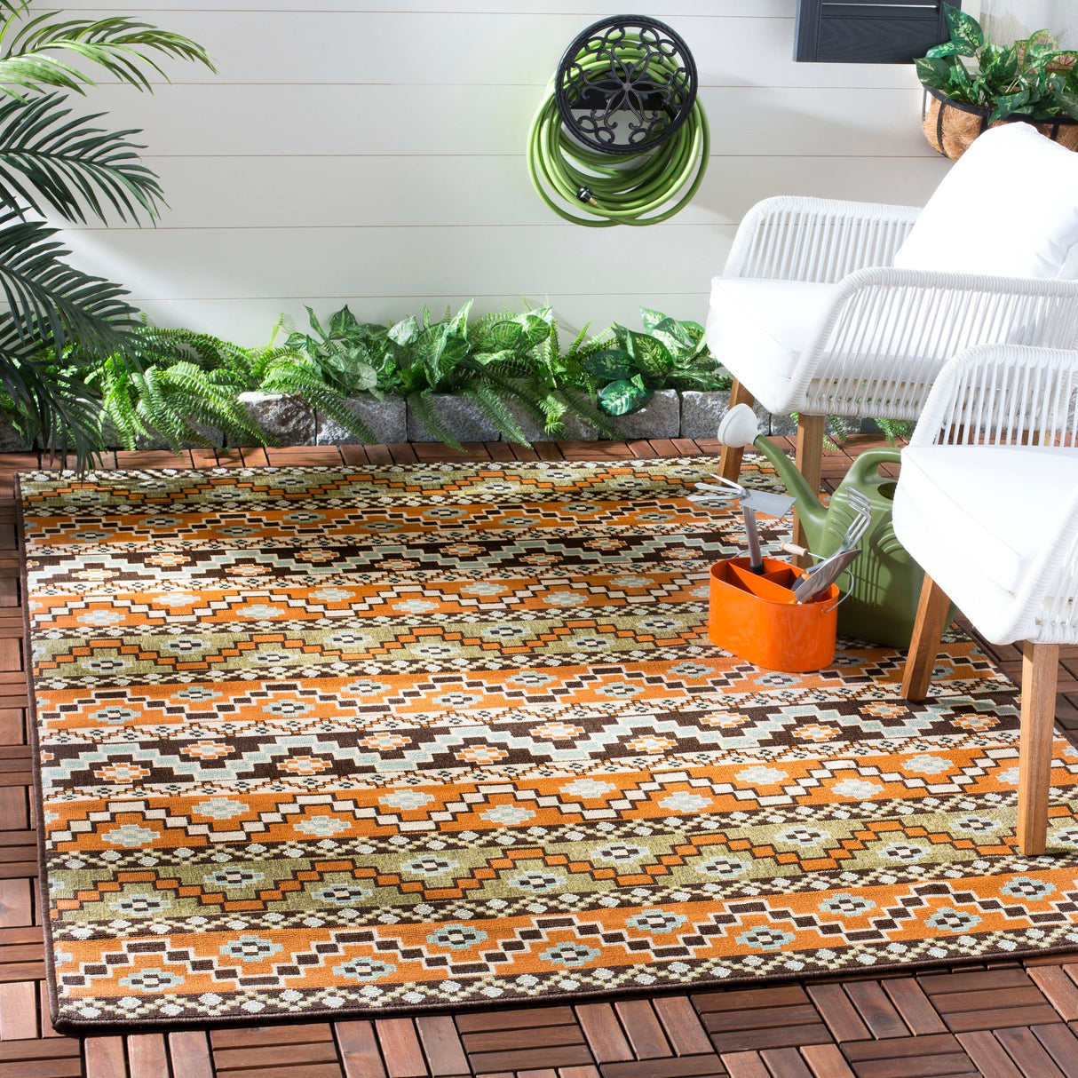 Safavieh Veranda Ver095 Terracotta/Chocolate Rug.