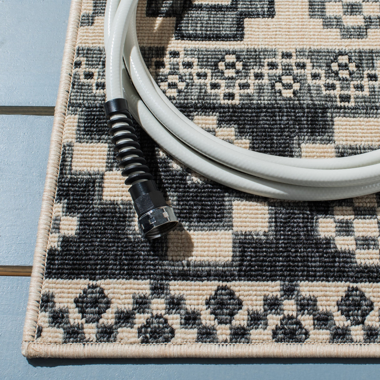 Safavieh Veranda Ver095 Beige/Grey Rugs.