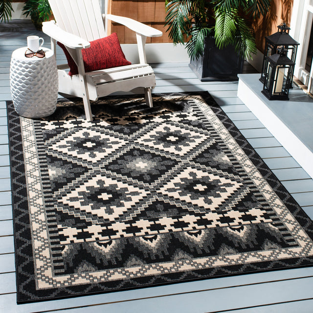 Safavieh Veranda Ver096 Black/Beige Rug.