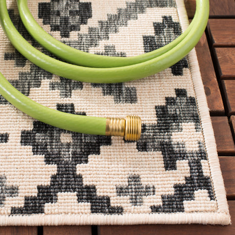 Safavieh Veranda Ver097 Beige/Grey Rug.