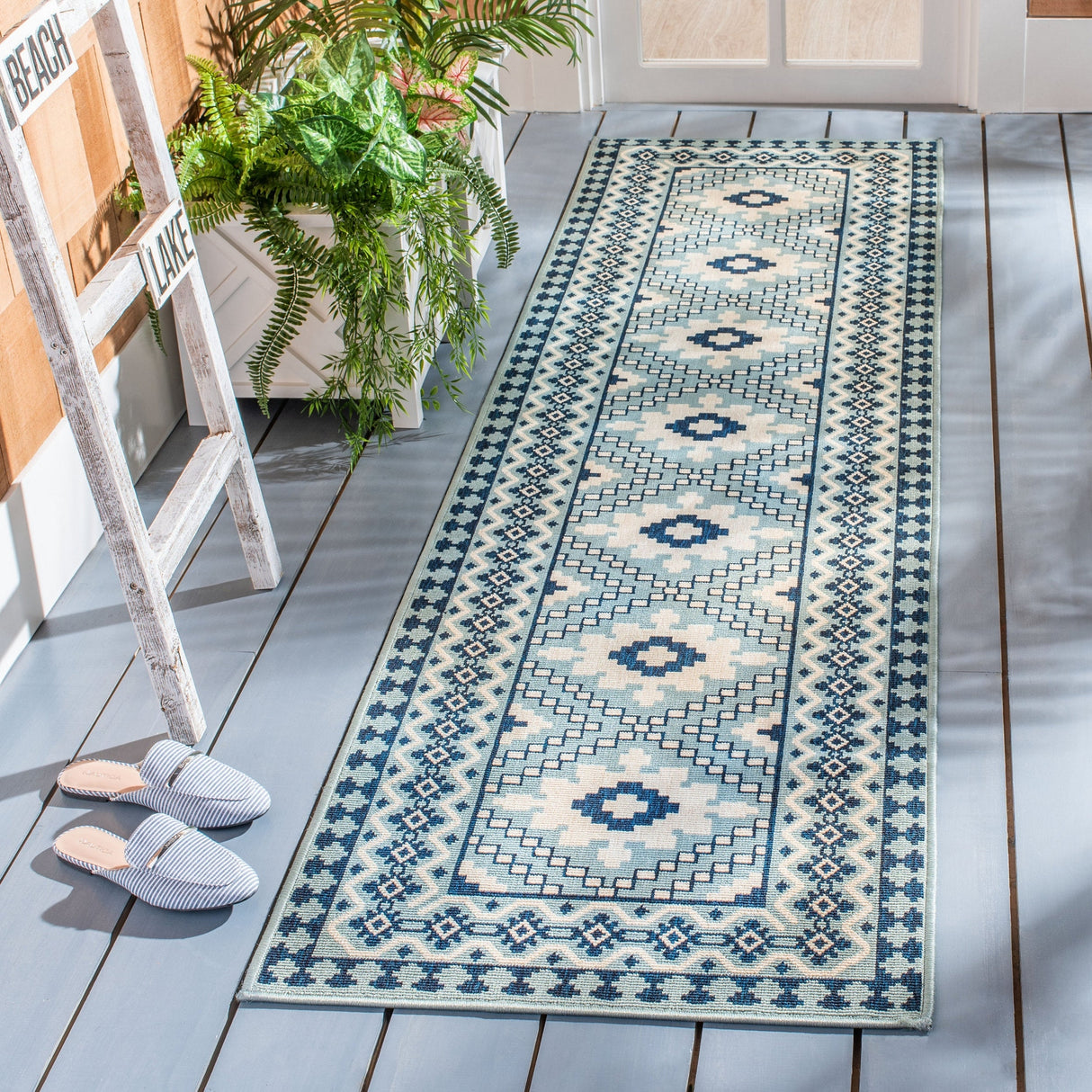 Safavieh Veranda Ver099 Ivory/Blue Rug.