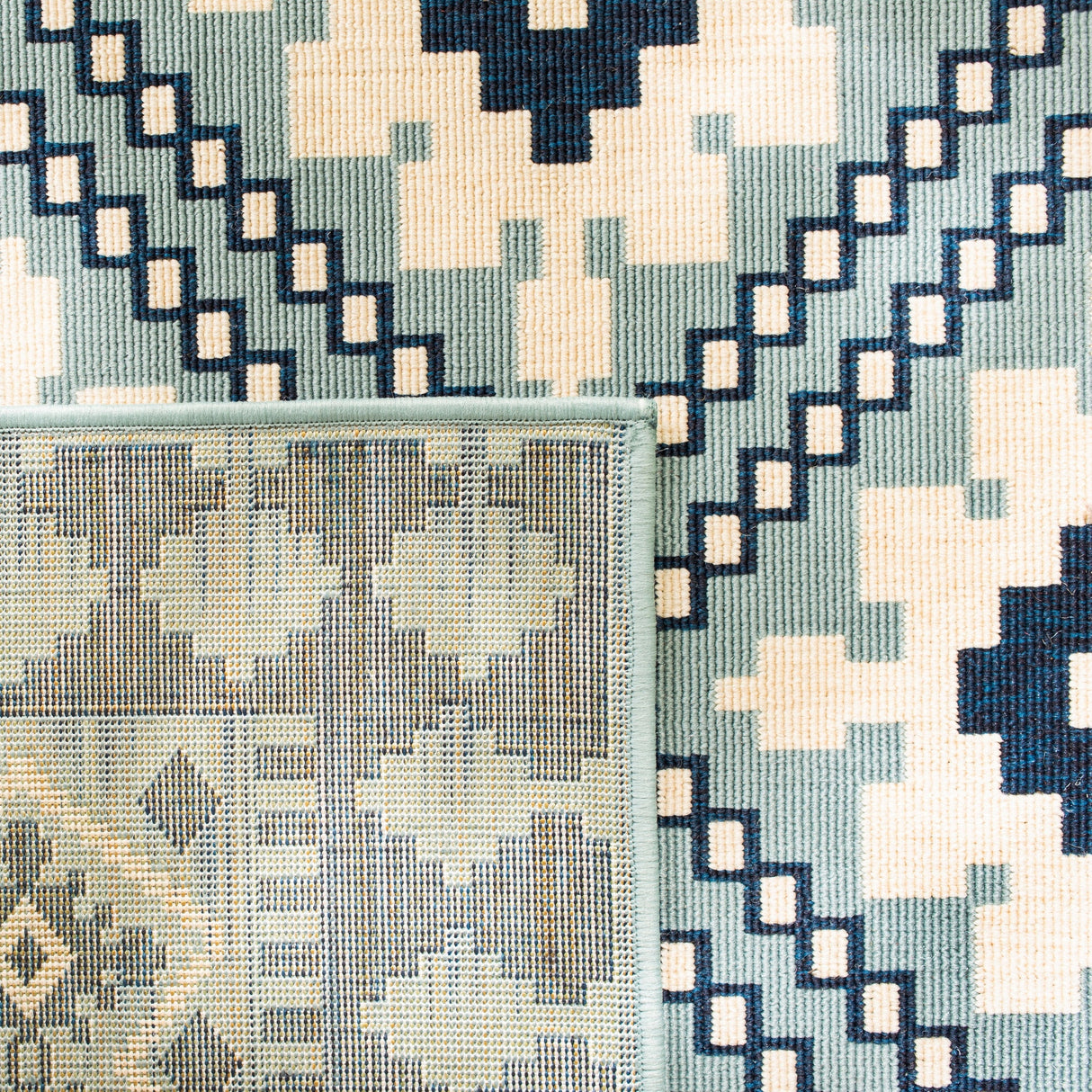 Safavieh Veranda Ver099 Ivory/Blue Rug.