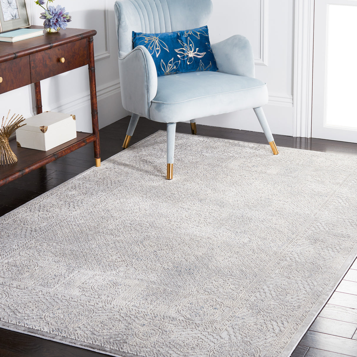 Safavieh Vogue Vge220F Grey/Light Grey Rug.