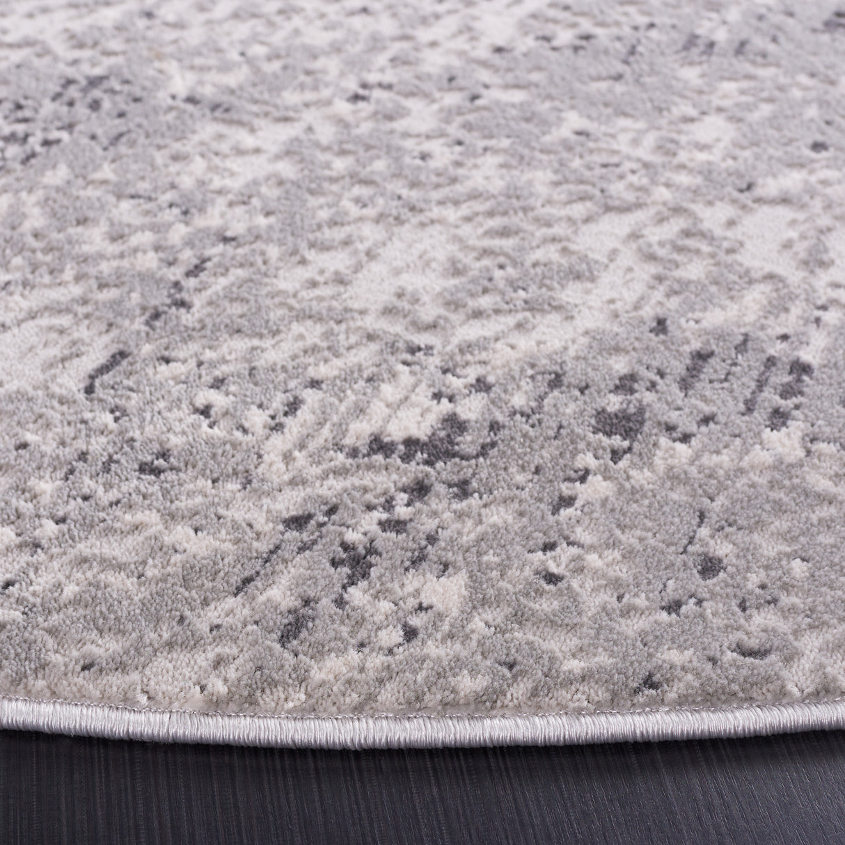 Safavieh Vogue Vge224F Grey/Light Grey Rug.