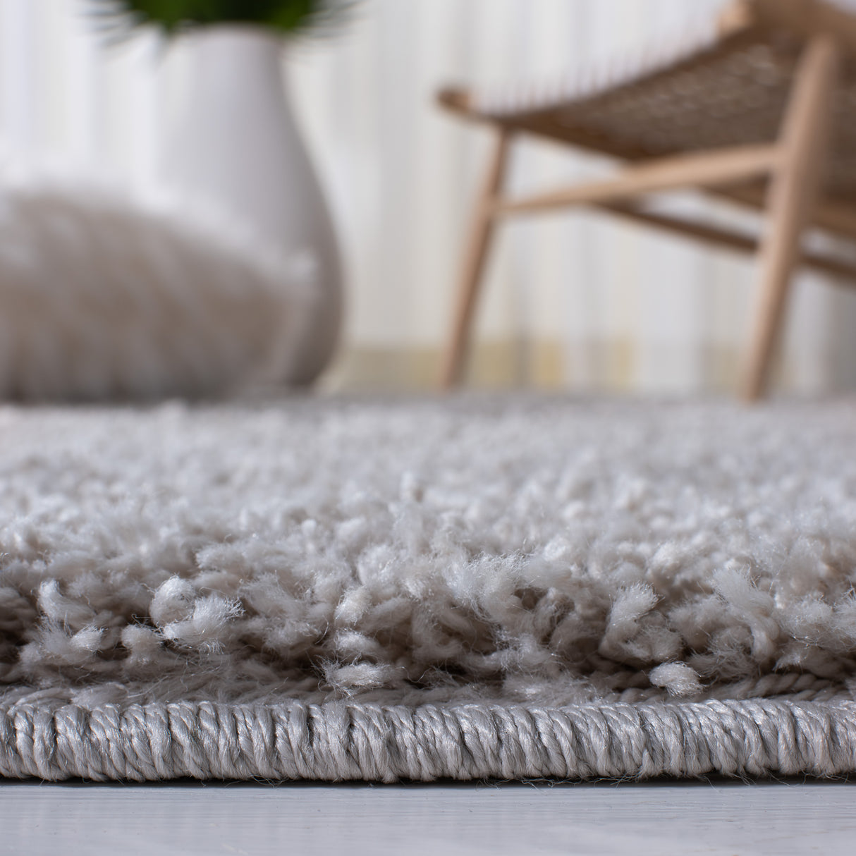 Safavieh Venus Shag Vns520F Light Grey Rug.