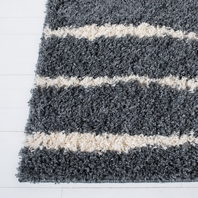 Safavieh Venus Shag Vns603G Dark Grey/Ivory Rug.