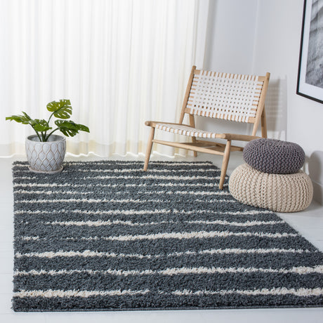 Safavieh Venus Shag Vns603G Dark Grey/Ivory Rug.