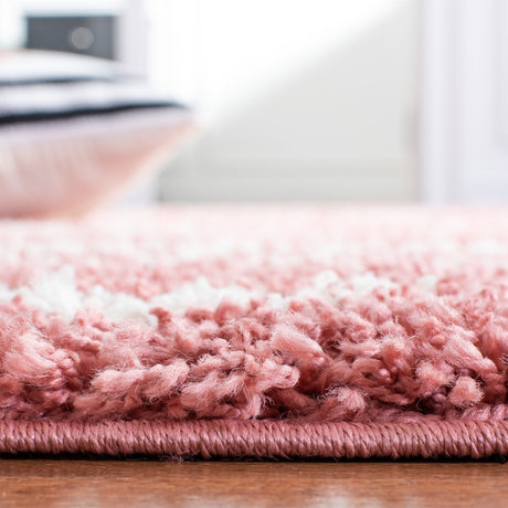Safavieh Venus Shag Vns603U Pink/Ivory Rug.
