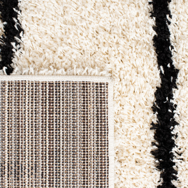 Safavieh Venus Shag Vns604A Ivory/Black Rug.