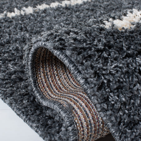 Safavieh Venus Shag Vns604G Dark Grey/Ivory Rug.