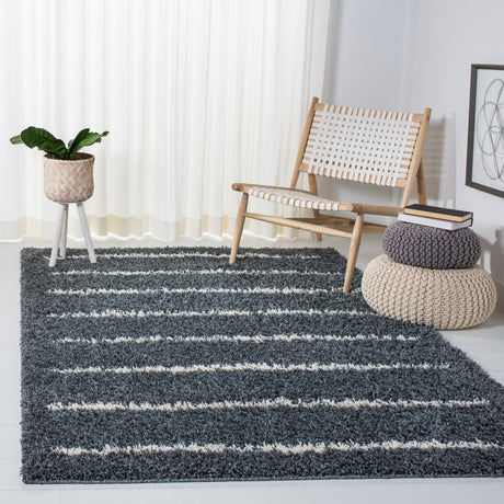 Safavieh Venus Shag Vns604G Dark Grey/Ivory Rug.