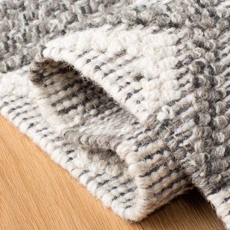 Safavieh Vermont Vrm211H Ivory/Dark Grey Rugs.