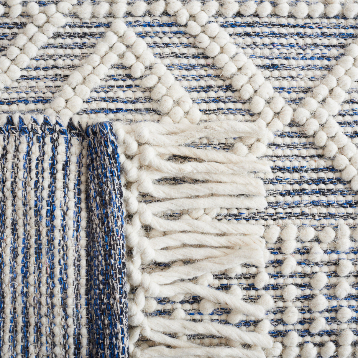 Safavieh Vermont Vrm251M Ivory/Blue Rug.