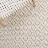 Safavieh Vermont Vrm304D Ivory/Gold Rug.