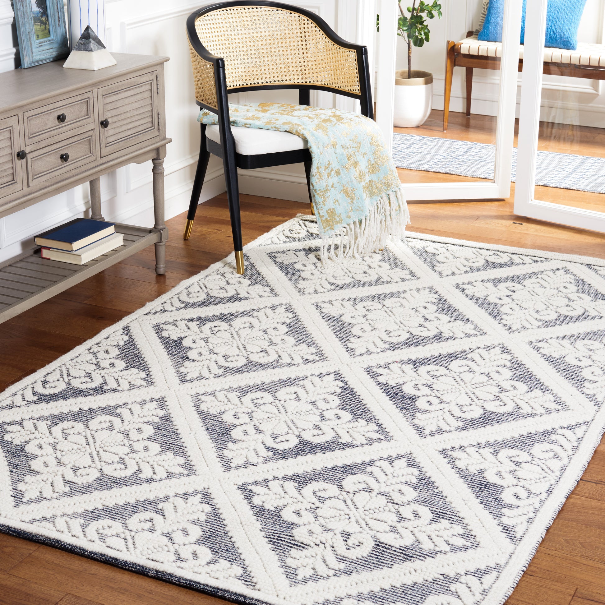 Safavieh Vermont Vrm306N Ivory/Navy Area Rug