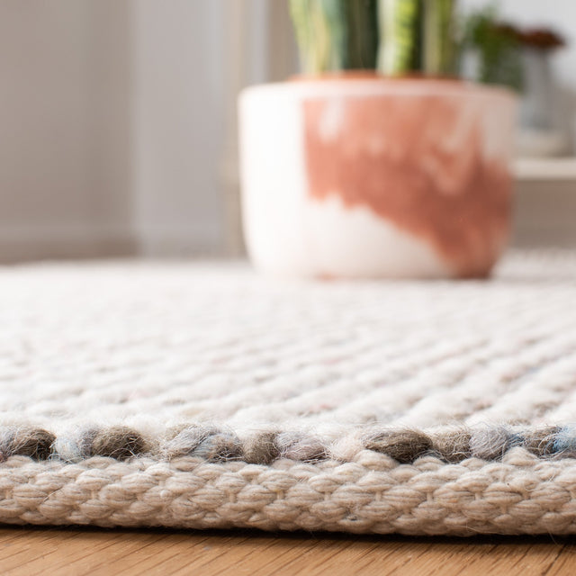 Safavieh Vermont Vrm401F Ivory/Grey Rugs.
