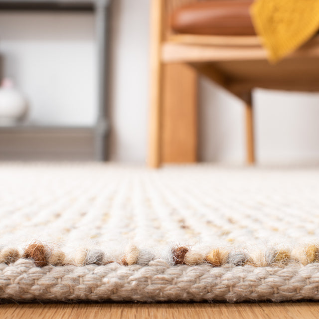 Safavieh Vermont Vrm401G Ivory/Silver Rugs.