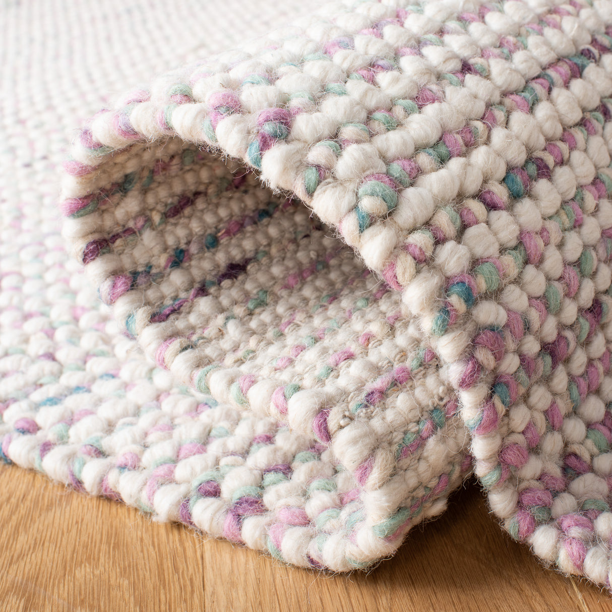 Safavieh Vermont Vrm401V Ivory/Purple Rugs.