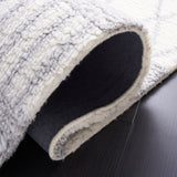 Safavieh Vermont Vrm551A Ivory/Grey Rug.