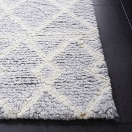 Safavieh Vermont Vrm554F Grey/Ivory Rug.