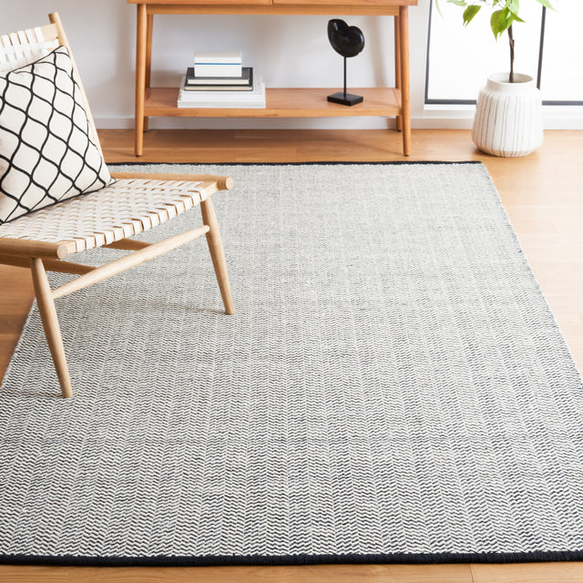 Safavieh Vermont Vrm902Z Black/Ivory Rug.