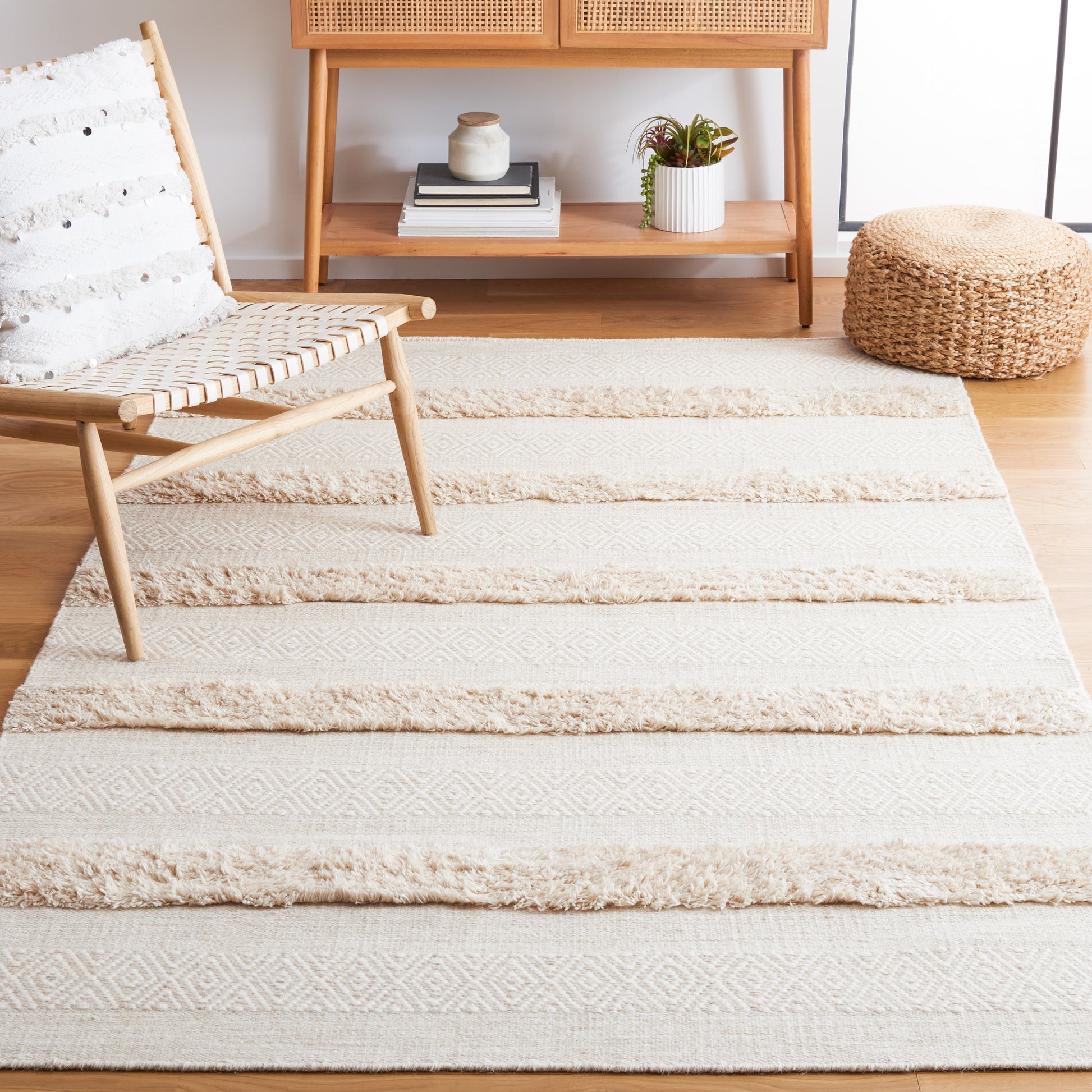 Safavieh Vermont Vrm903A Ivory/Beige Area Rug