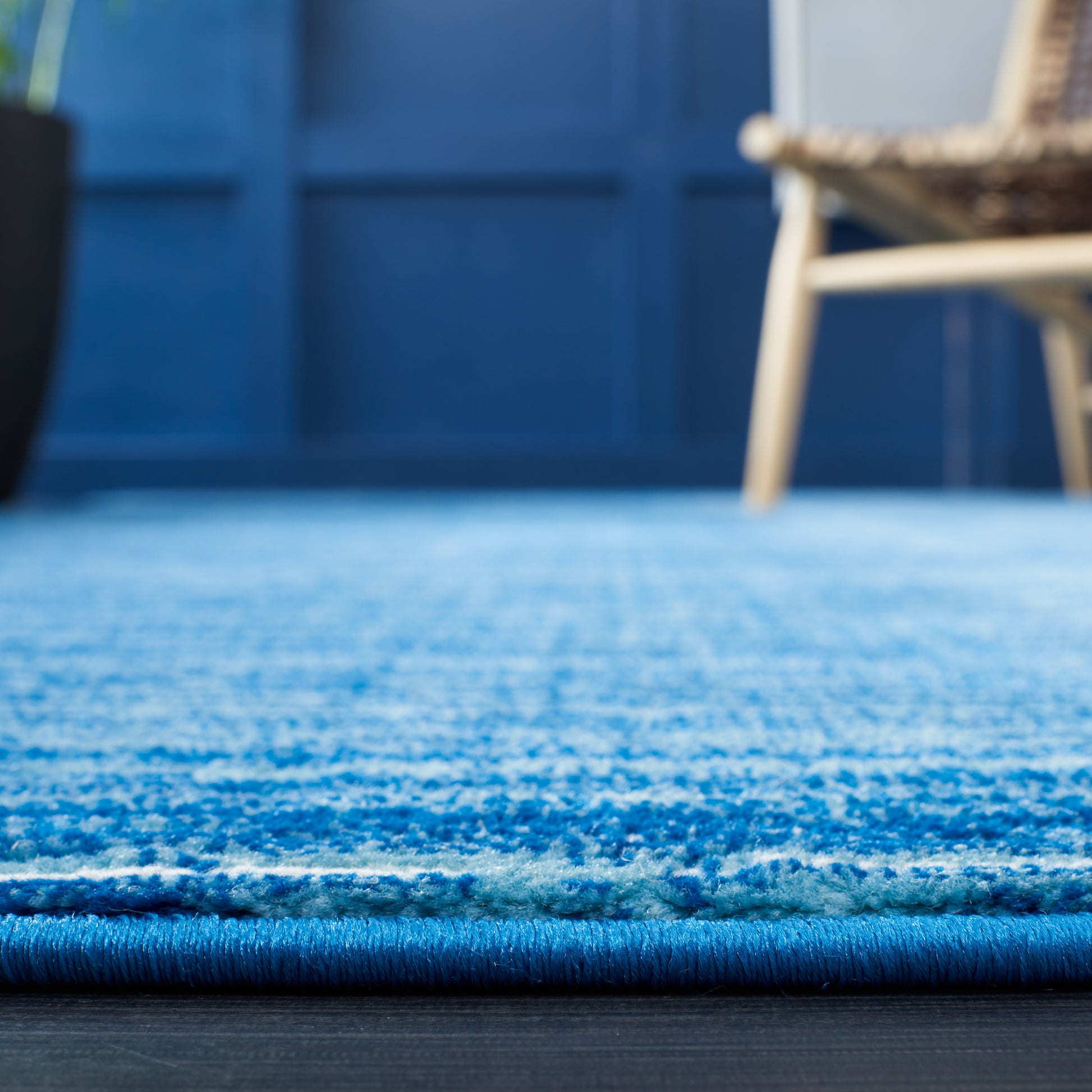 Safavieh Vision Vsn606M Blue Area Rug