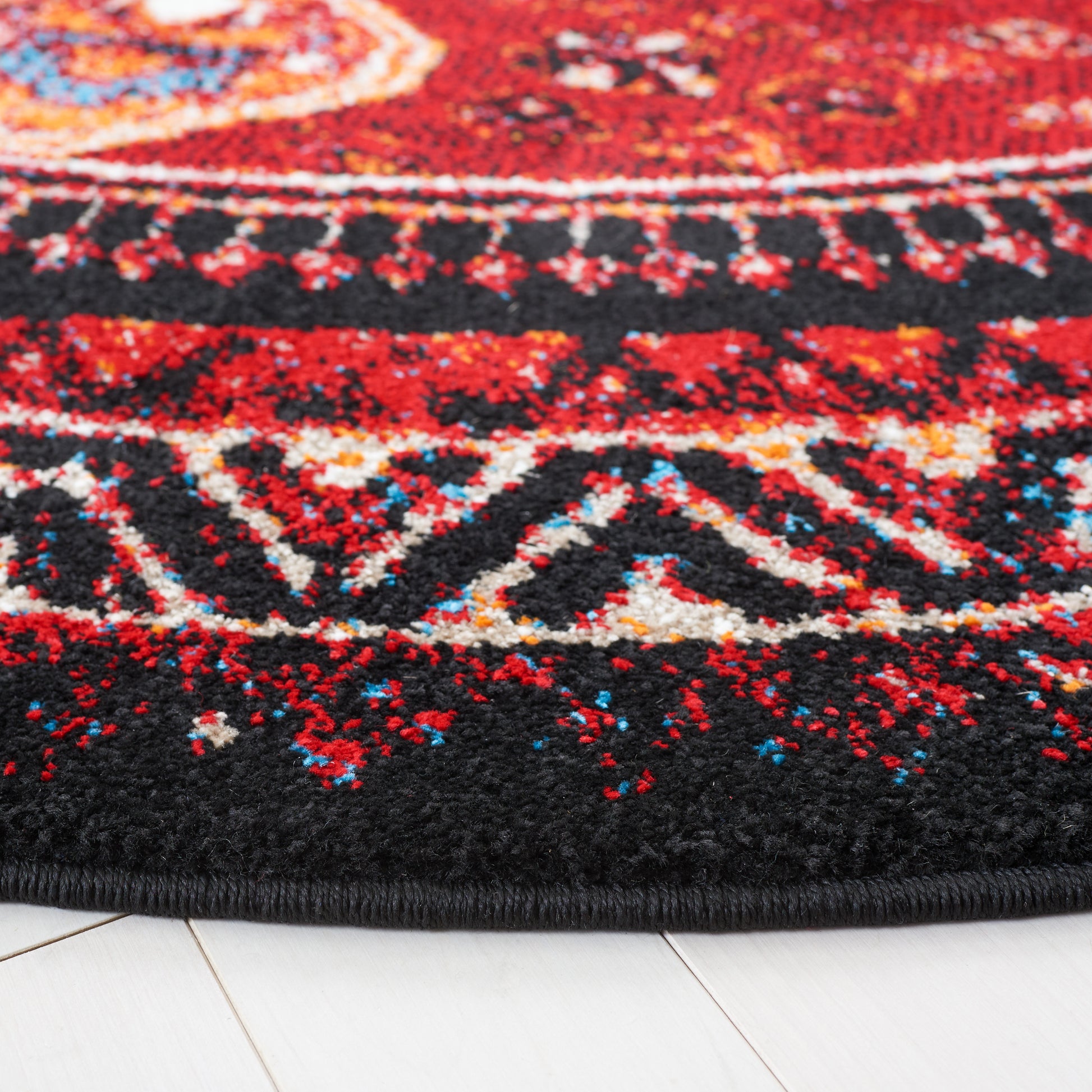 Safavieh Vintage Hamadan Vth201Q Red/Black Area Rug