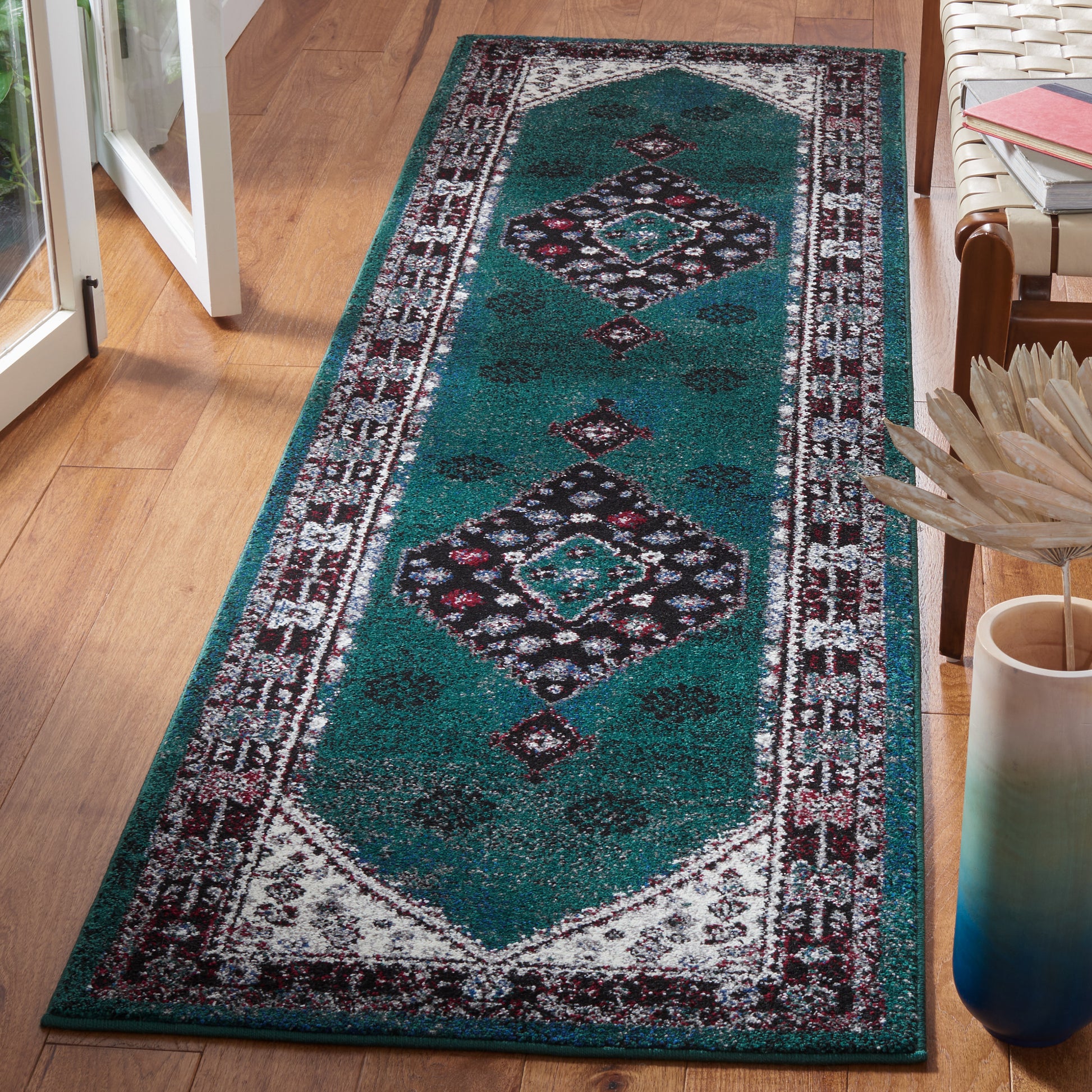 Safavieh Vintage Hamadan Vth202Y Green/Black Area Rug