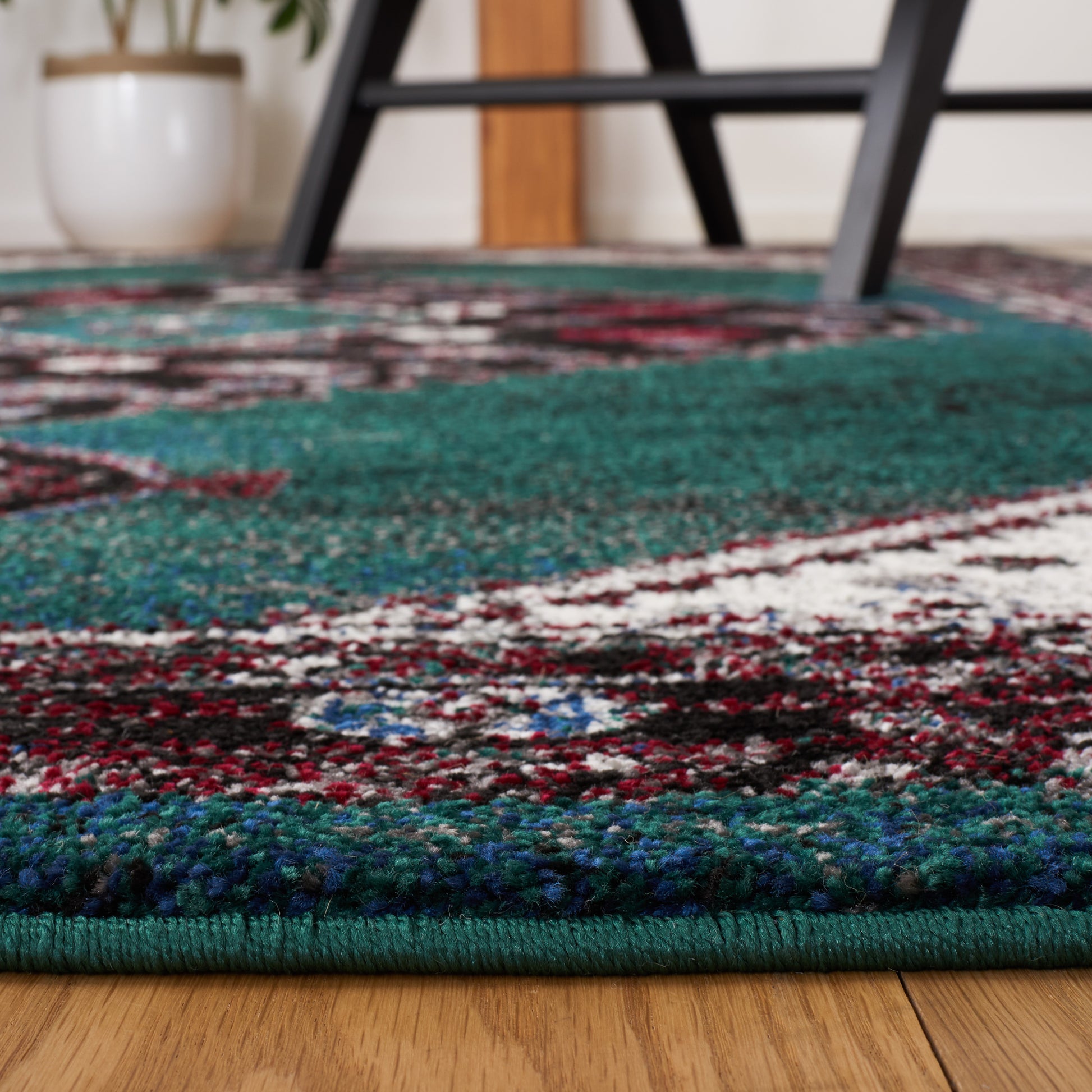 Safavieh Vintage Hamadan Vth202Y Green/Black Area Rug