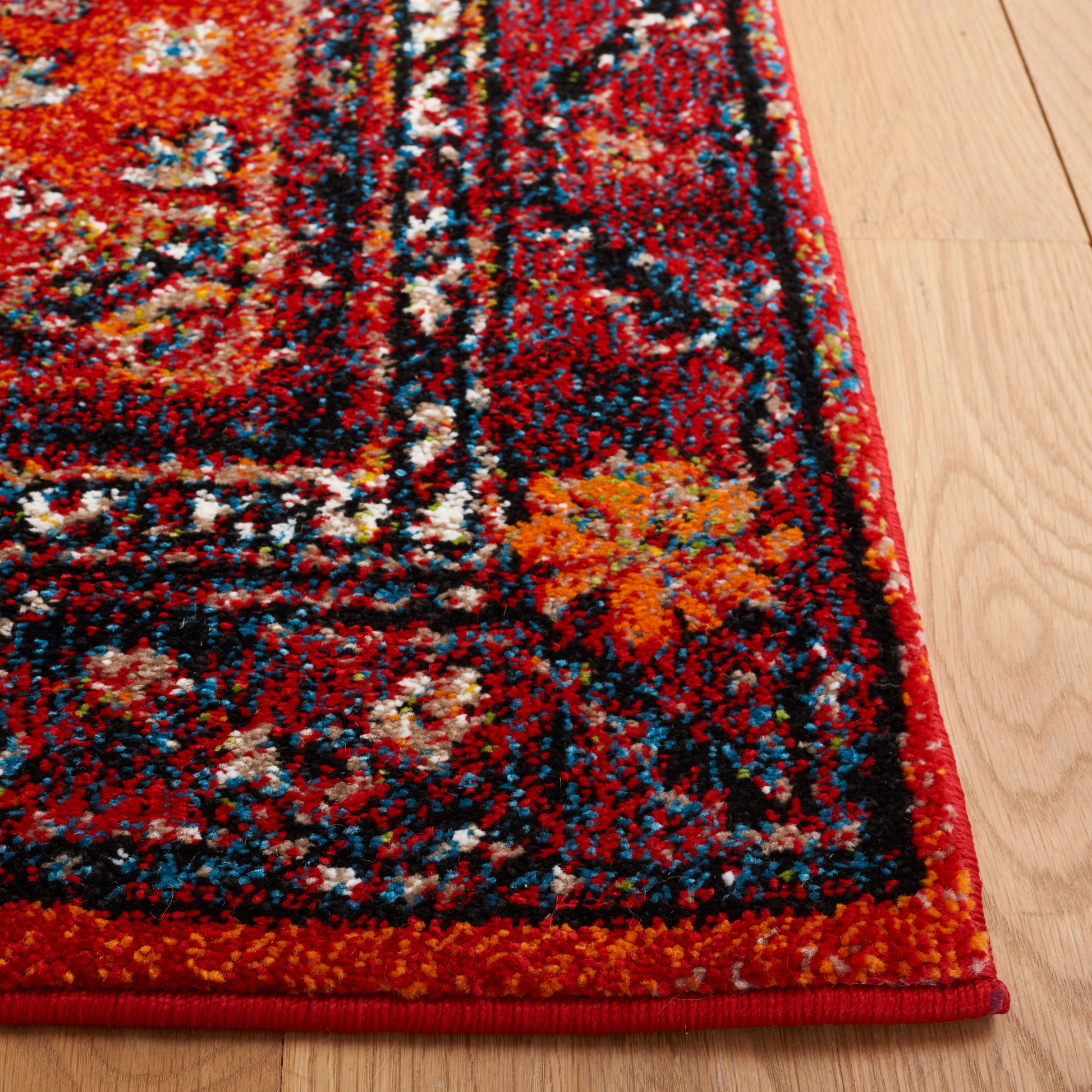 Safavieh Vintage Hamadan Vth204Q Red/Black Area Rug